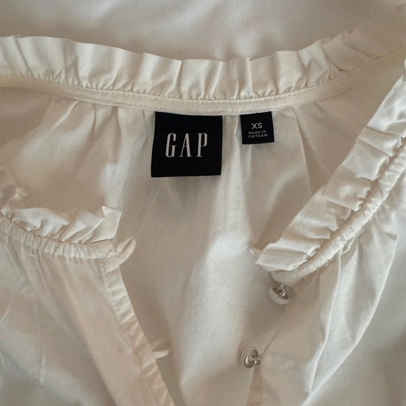 Gap white blouse - Picture 3 of 3
